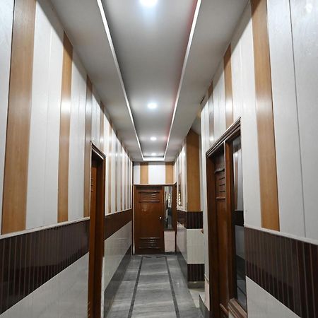Hotel Sunrise Chandīgarh Exterior foto
